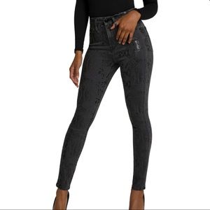 Good American Skinny Jeans